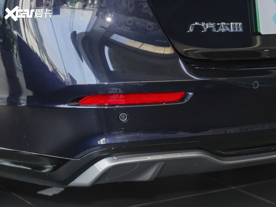 2023wԴ 2.0L e:PHEV F