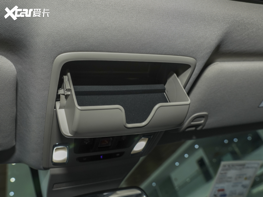 2023wԴ 2.0L e:PHEV F