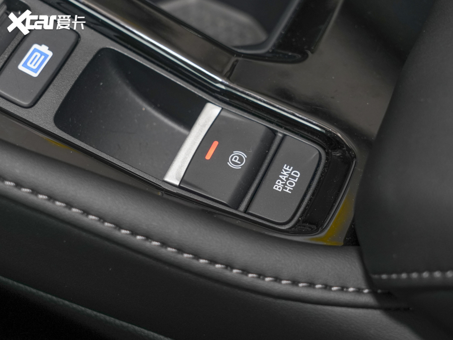 2023wԴ 2.0L e:PHEV F