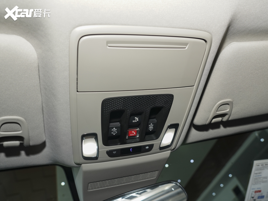 2023wԴ 2.0L e:PHEV F