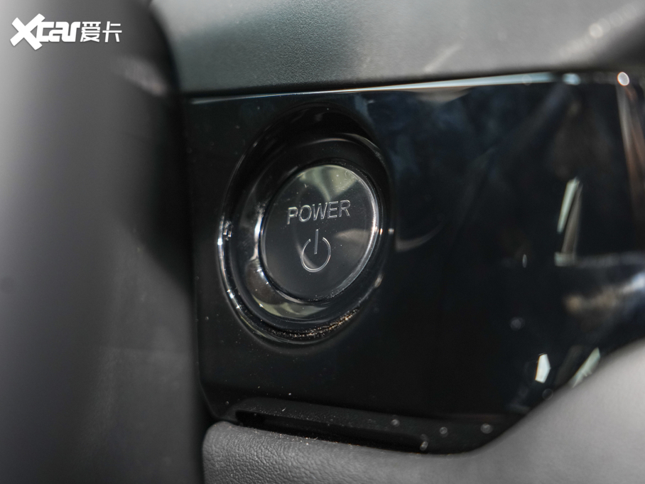 2023wԴ 2.0L e:PHEV F