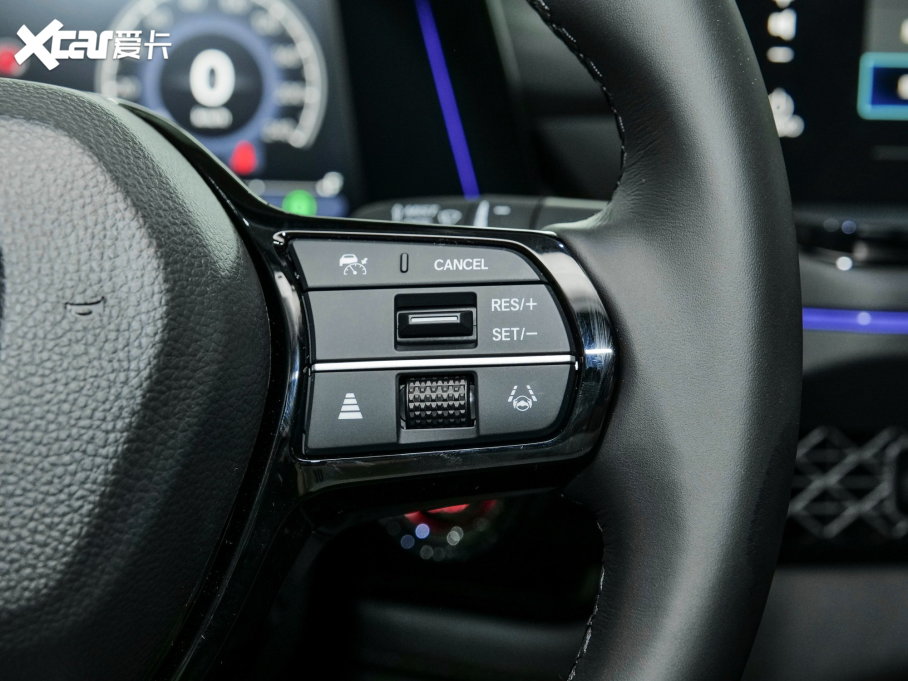 2023�����w 260TURBO ׿Խ��