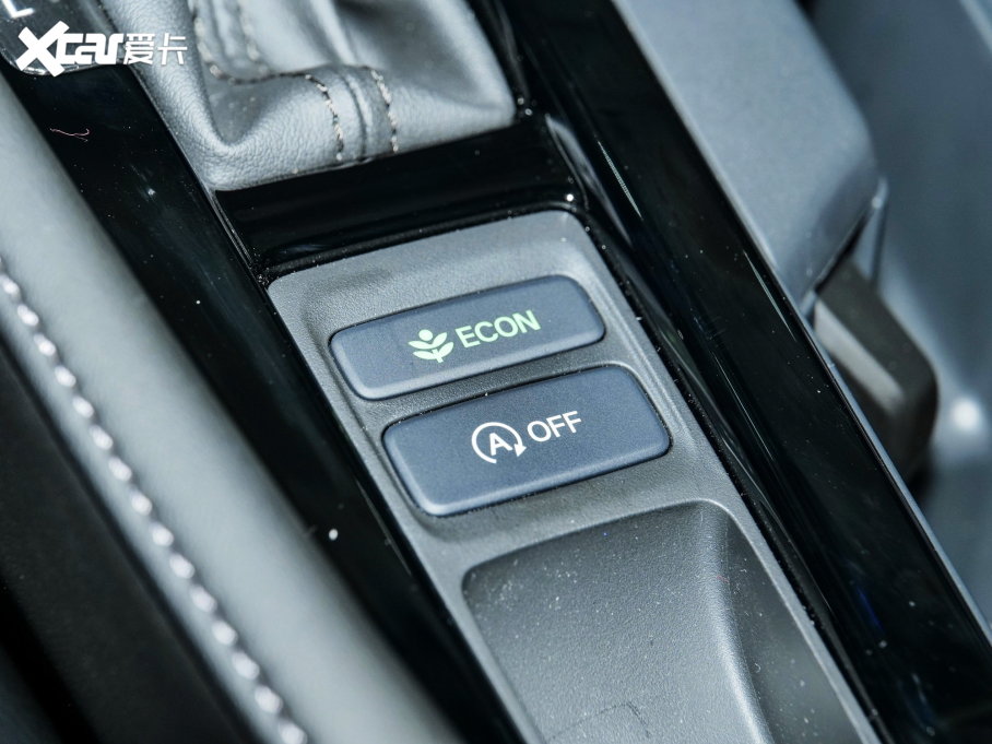 2023�����w 260TURBO ׿Խ��