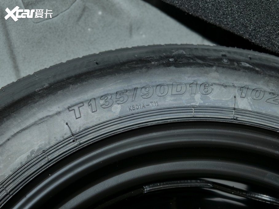 2023�����w 260TURBO ������