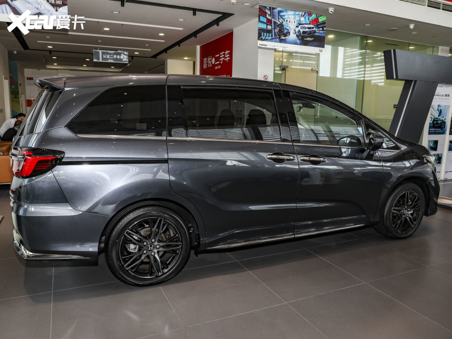 2024Wِ 2.0L e:HEV Jҫ