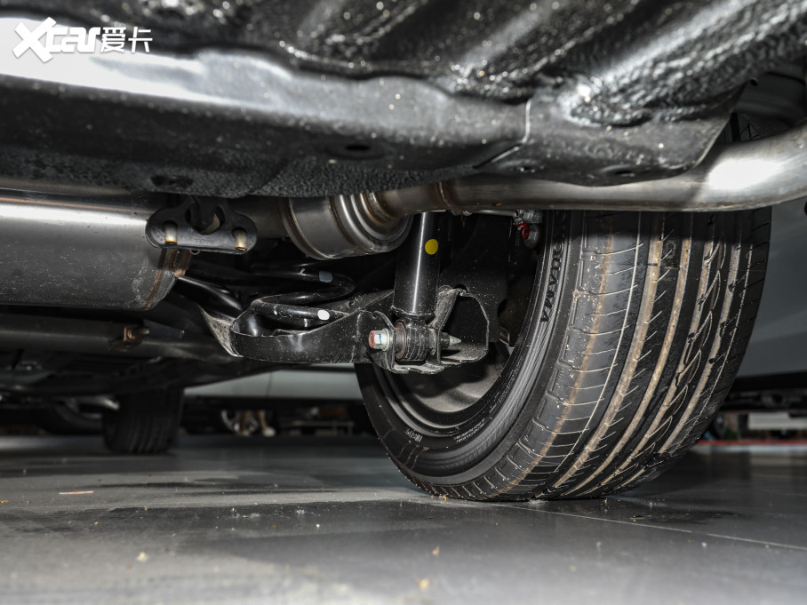 2024Wِ 2.0L e:HEV Jҫ