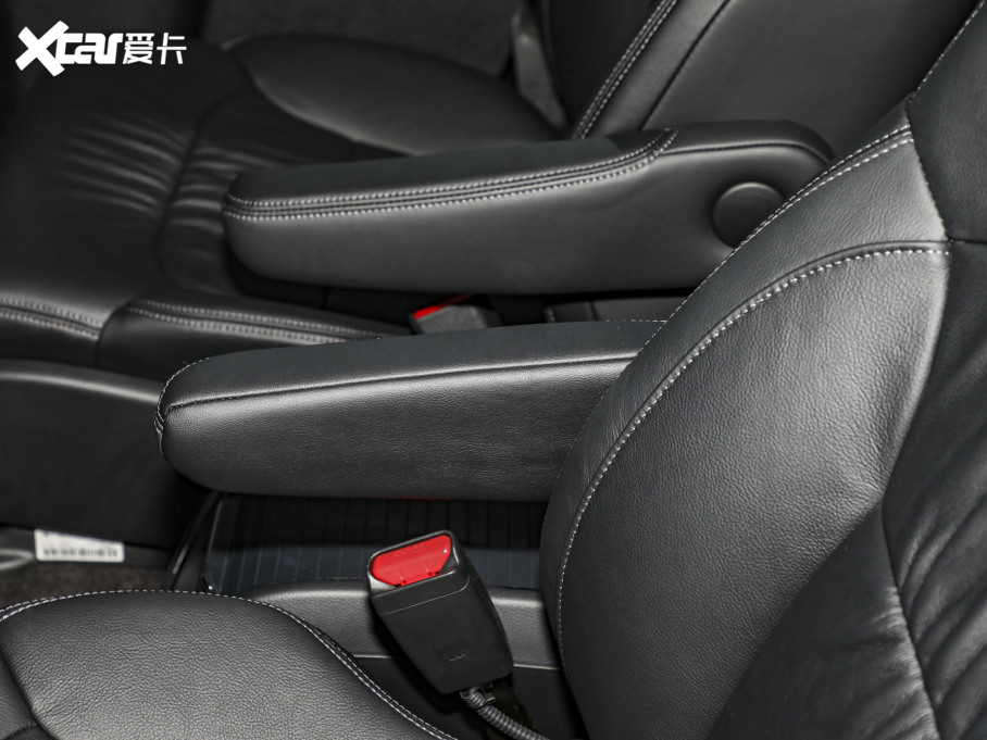 2024Wِ 2.0L e:HEV Jҫ