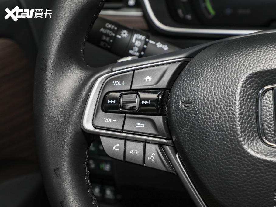 2024Wِ 2.0L e:HEV Jҫ