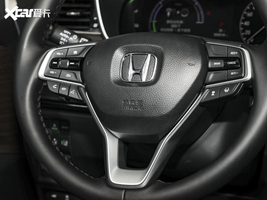 2024Wِ 2.0L e:HEV Jҫ