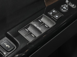 20242.0L e:HEV Jҫ п؅^