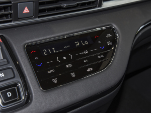 20242.0L e:HEV JI {{