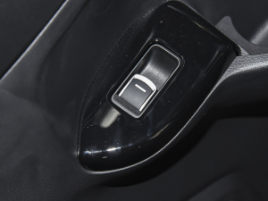 20242.0L e:HEV JI ܇ƅ^