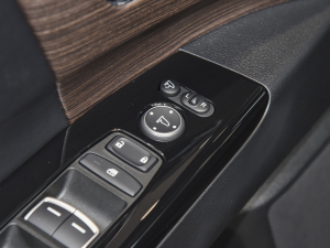 20242.0L e:HEV JI п؅^