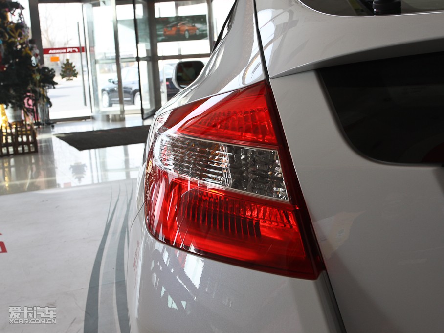 2011Ԋ(sh)D 3.5L Ԅ(dng)F