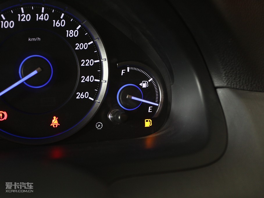 2011���Ԋ�D 3.5L �Ԅ����F��