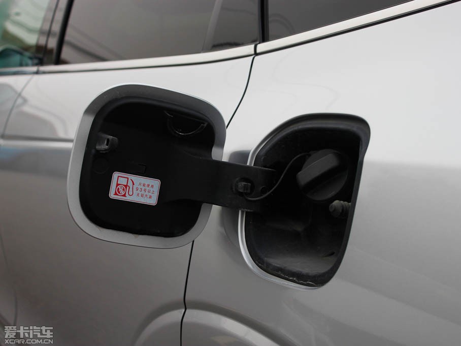 2011���Ԋ�D 3.5L �Ԅ���Ş��