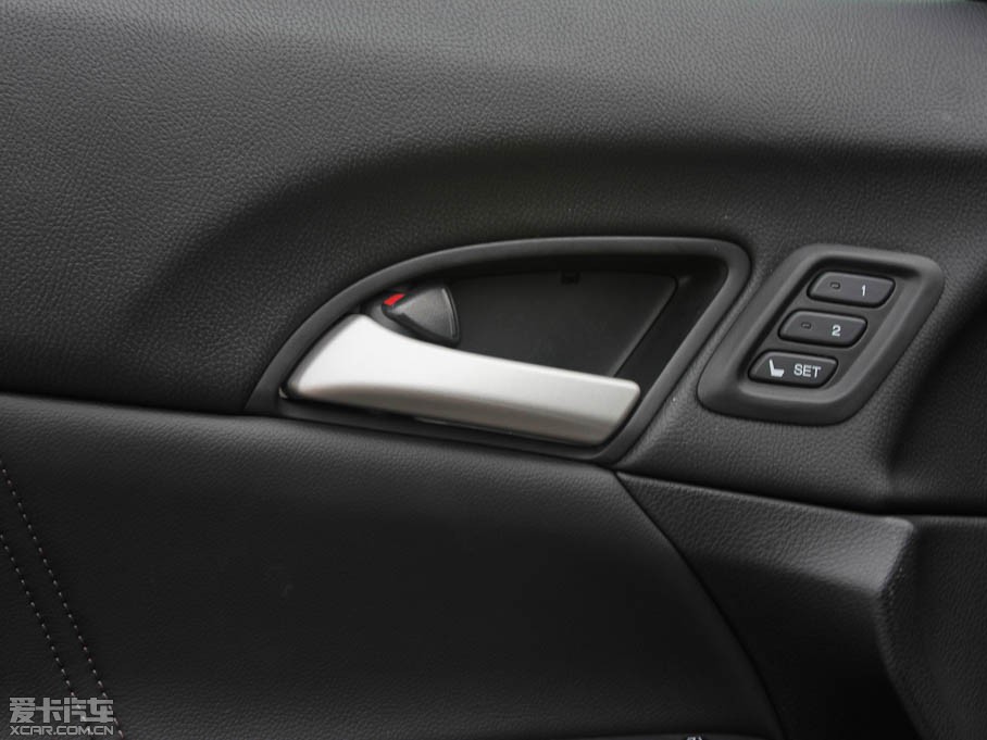 2011Ԋ(sh)D 3.5L Ԅ(dng)Ş