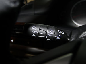 20102.0L EX Navi п؅^