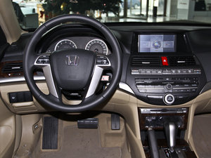 20102.0L EX Navi п؅^