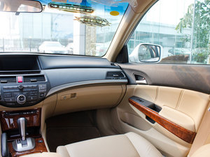 20112.4L EXL Navi Ԅ g