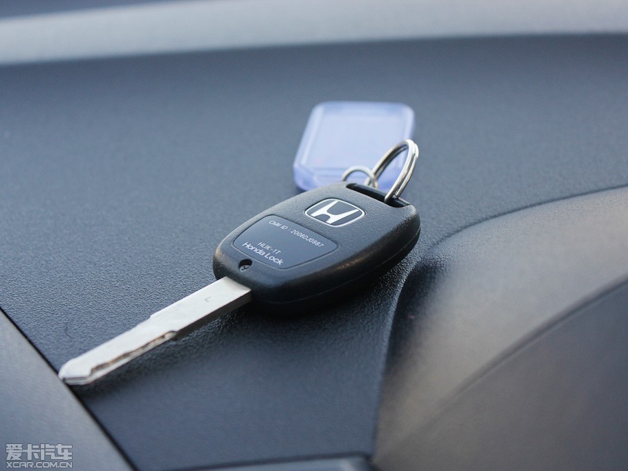 2011w 1.5L Ԅ(dng)ȫ촰