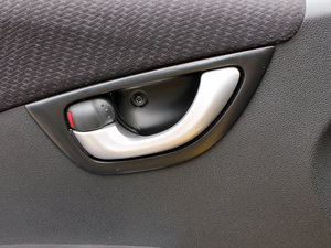 20111.5L Ԅ(dng)ȫ촰 g