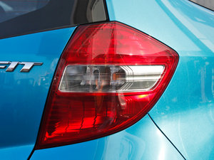 20111.5L Ԅ(dng)ȫ촰 (x)(ji)^