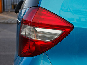 20111.5L Ԅ(dng)ȫ촰 (x)(ji)^