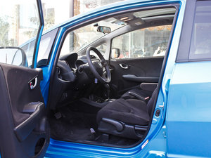 20111.5L Ԅ(dng)ȫ촰 ǰſg