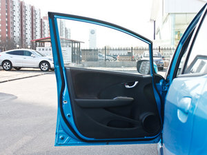 20111.5L Ԅ(dng)ȫ촰 {λ܇T