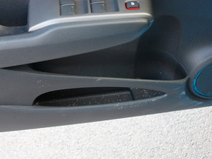 20111.5L Ԅ(dng)ȫ촰 ǰT(ch)g