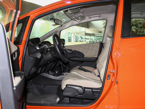 20111.3L Ԅ(dng)m ǰſg