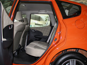 20111.3L Ԅ(dng)m ſg