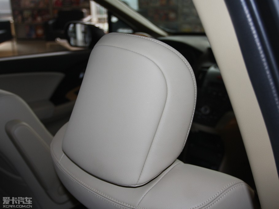 2011?yun)Wِ  2.4L A