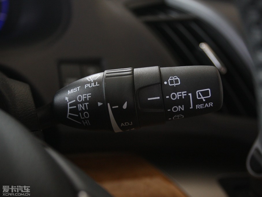 2011?yun)Wِ  2.4L A