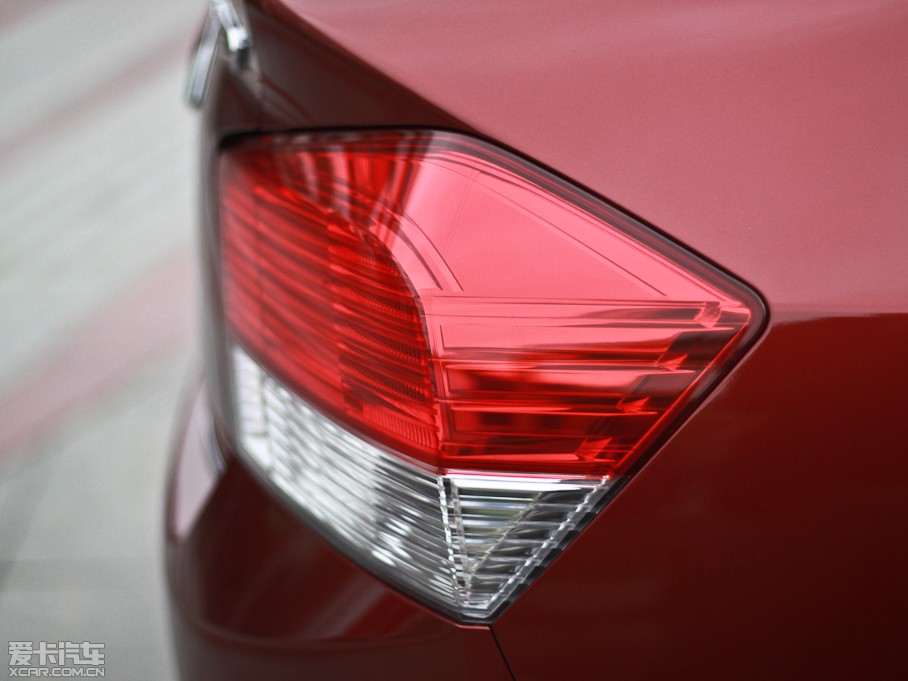 2011h 1.5L Ԅ(dng)ӢƷ°