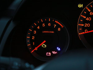 20111.5L Ԅ(dng)ӢƷ° п؅^(q)