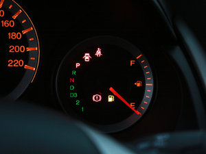 20111.5L Ԅ(dng)ӢƷ° п؅^(q)