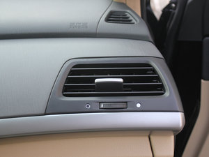 20122.0L SE Ԅ(dng) g