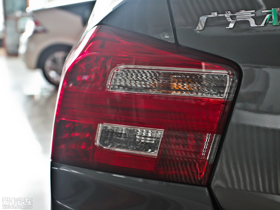 2012h 1.5L Ԅ(dng)Ӣ