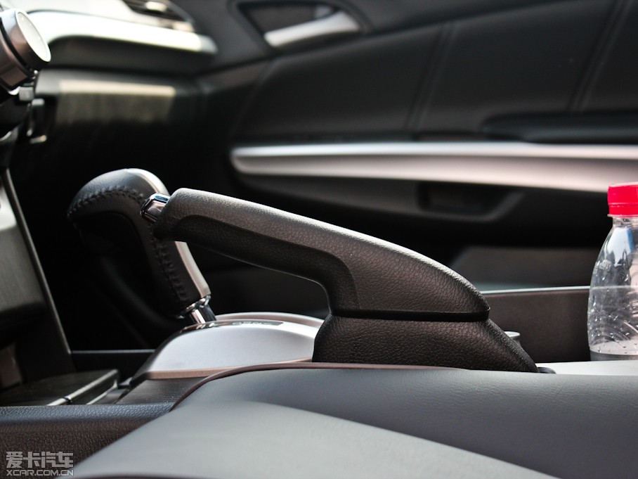 2012Ԋ(sh)D 2.4L Ԅ(dng)