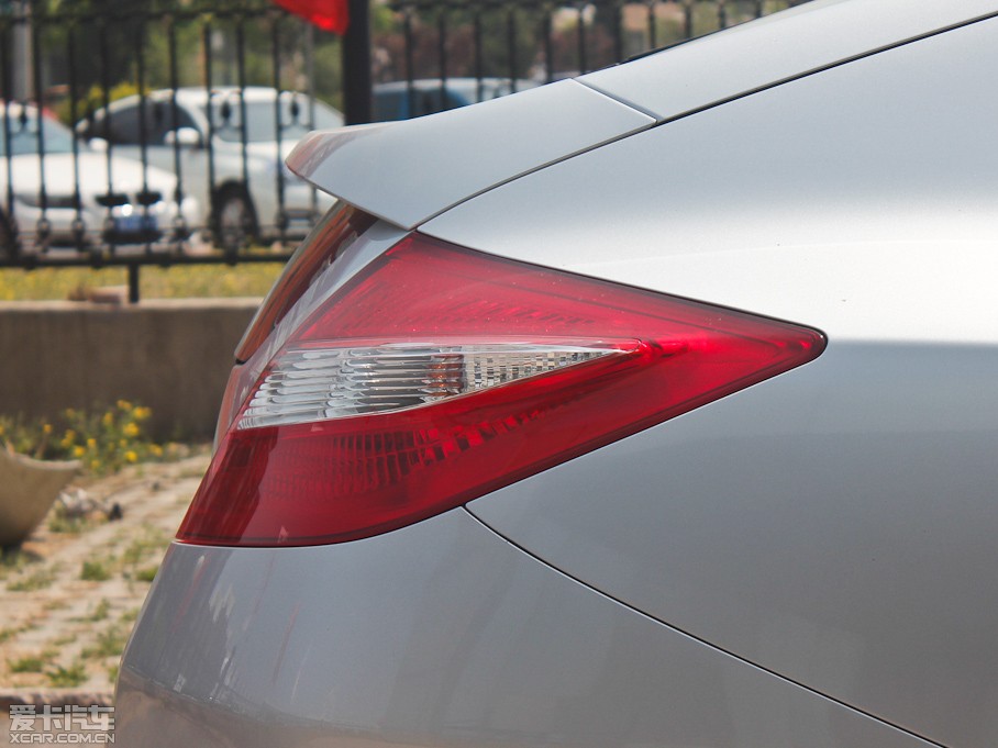 2012���Ԋ�D 3.5L �Ԅ���Ş��