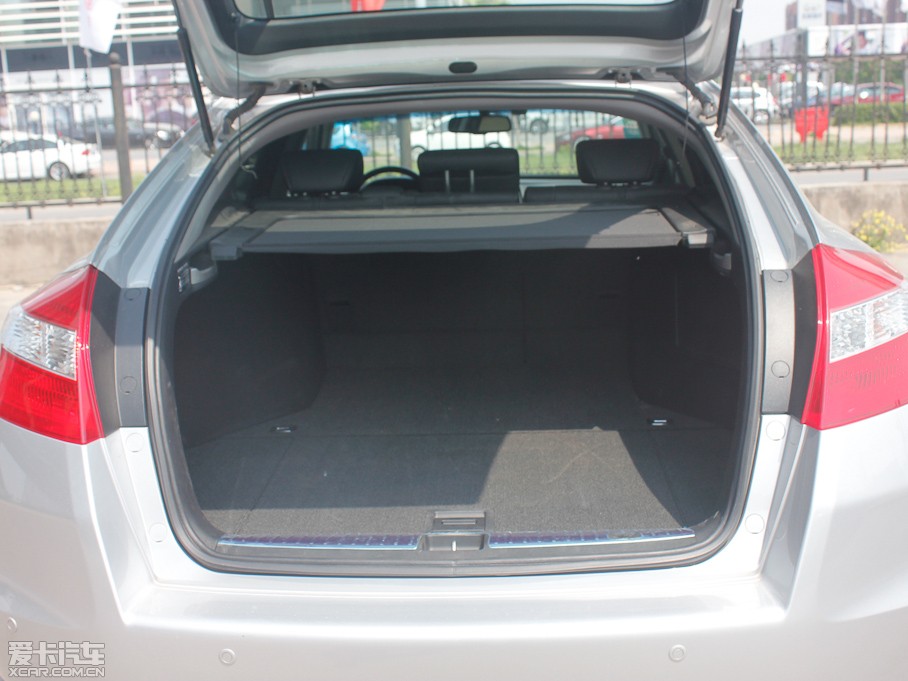 2012���Ԋ�D 3.5L �Ԅ���Ş��