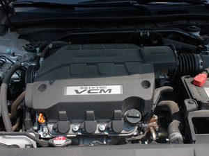 2012款3.5L 自动旗舰版 发动机