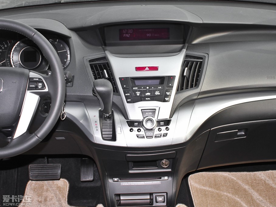 2013?yun)Wِ 2.4L Ԅ(dng)\(yn)(dng)