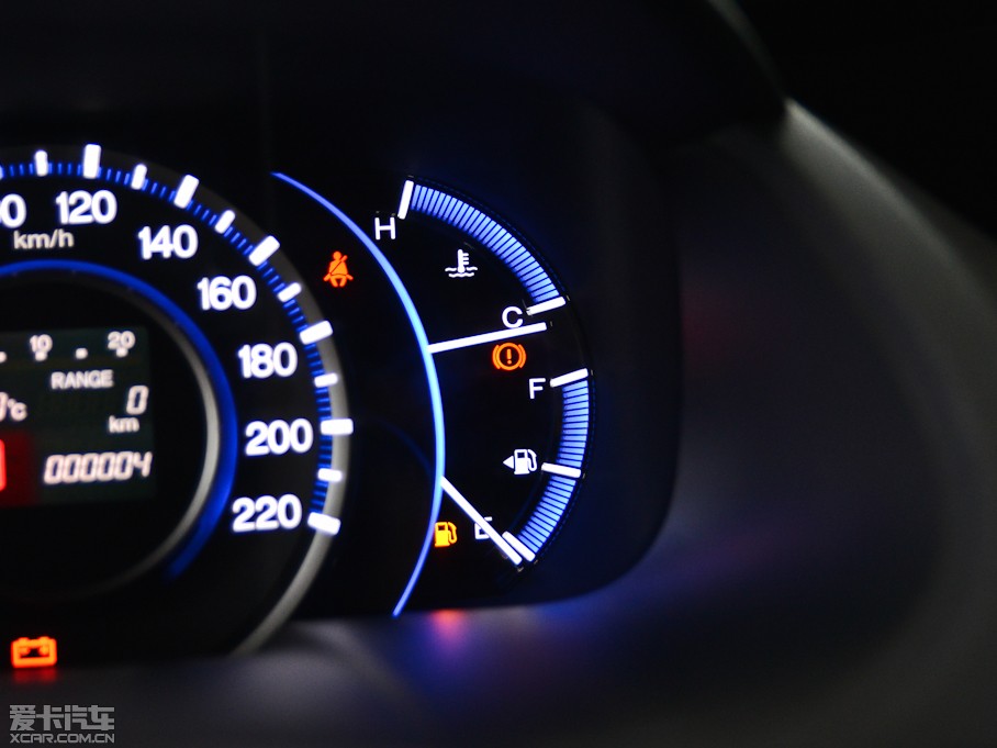 2013?yun)Wِ 2.4L Ԅ(dng)ܰ