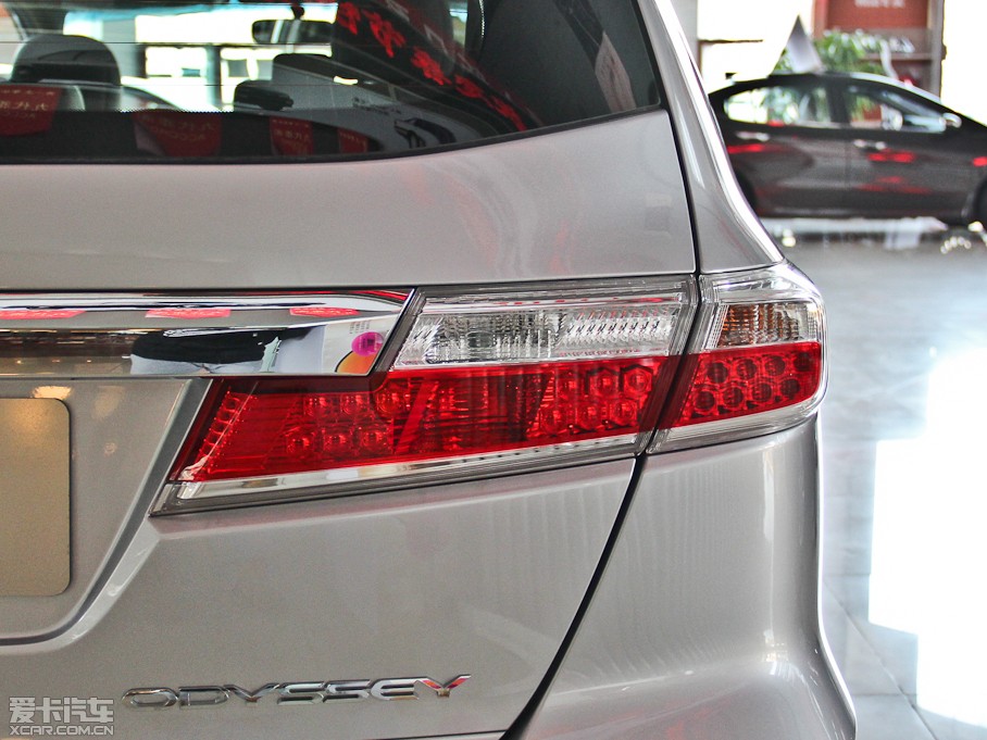 2013?yun)Wِ 2.4L Ԅ(dng)A