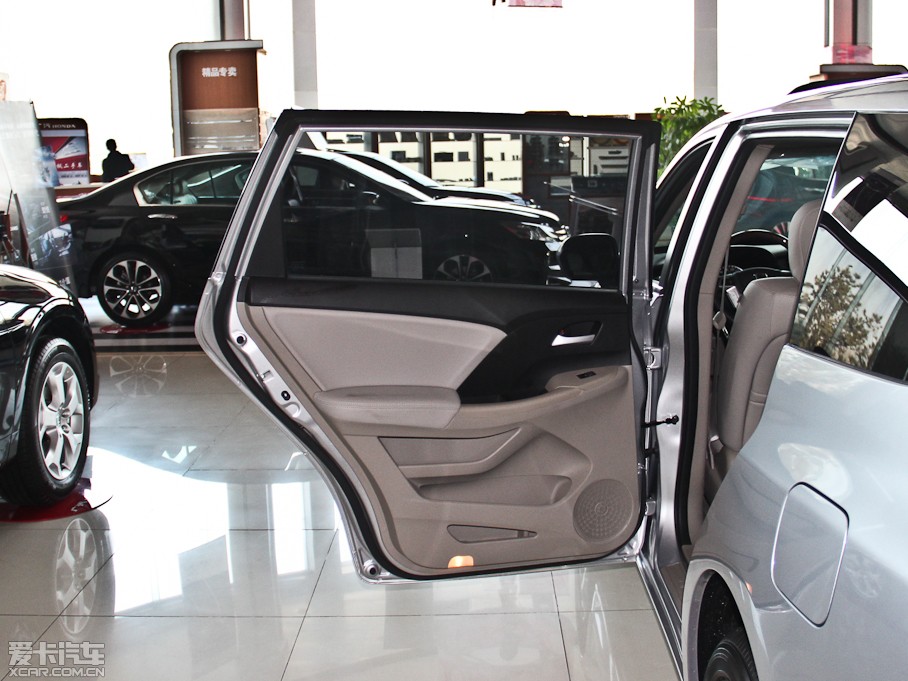 2013?yun)Wِ 2.4L Ԅ(dng)A