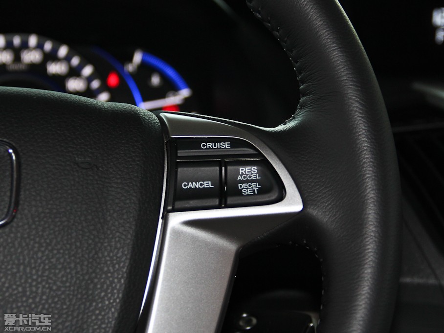 2013?yun)Wِ 2.4L Ԅ(dng)A