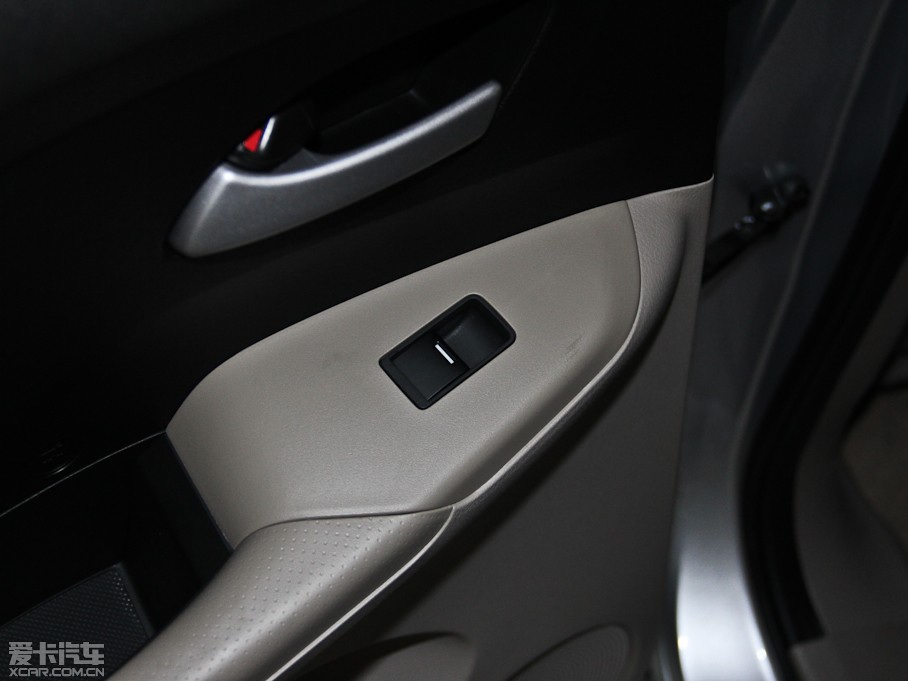 2013?yun)Wِ 2.4L Ԅ(dng)A